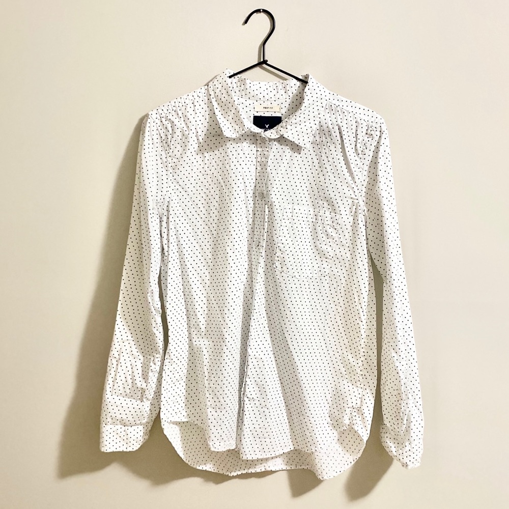 American Eagle | White Button-Down Shirt